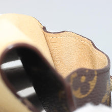 Load image into Gallery viewer, Louis Vuitton Monogram Etui a Lunettes Rabat Sunnies/ Eyeglass Case