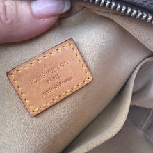Load image into Gallery viewer, Louis Vuitton Monogram Manhattan PM