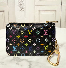 Load image into Gallery viewer, PRELOVED Louis Vuitton Takashi Murakami Multicolor Noir Pochette Cles