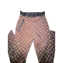 Load image into Gallery viewer, Louis Vuitton Monogram Shiny Leggings Size 36 (Small)