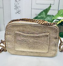 Load image into Gallery viewer, Marc Jacobs Glam Shot Metallic Gold