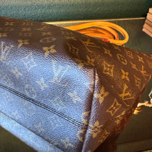 Load image into Gallery viewer, Louis Vuitton Monogram Raspail MM