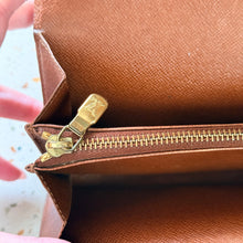Load image into Gallery viewer, Louis Vuitton Monogram Sarah Wallet