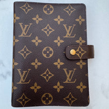 Load image into Gallery viewer, Louis Vuitton Monogram Medium Ring Agenda
