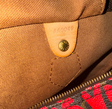 Load image into Gallery viewer, PRELOVED Louis Vuitton Monogram Graffiti Speedy 30