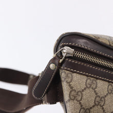 Load image into Gallery viewer, Gucci Supreme Bumbag XL