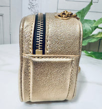 Load image into Gallery viewer, Marc Jacobs Glam Shot Metallic Gold