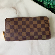 Load image into Gallery viewer, Louis Vuitton Damier Ebene Zippy Wallet