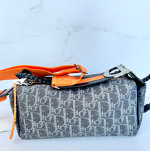 Load image into Gallery viewer, NEW CHRISTIAN DIOR Flight Bag