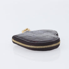 Load image into Gallery viewer, Louis Vuitton Vernis Rayure Coeur Heart Coin Purse