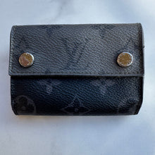 Load image into Gallery viewer, Louis Vuitton Reverse Monogram Eclipse Discovery Compact Wallet