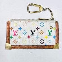 Load image into Gallery viewer, Louis Vuitton X Takashi Murakami Monogram Multicolor Blanc Key Cles