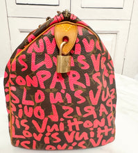Load image into Gallery viewer, PRELOVED Louis Vuitton Monogram Graffiti Speedy 30