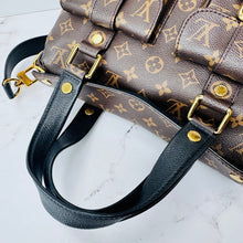 Load image into Gallery viewer, Louis Vuitton Monogram Monogram Manhattan NM Black