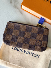 Load image into Gallery viewer, Louis Vuitton Damier Ebene Key Pouch