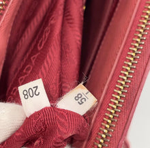 Load image into Gallery viewer, Prada Saffiano Medium Galleria Double Zip Tote