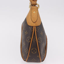 Load image into Gallery viewer, Louis Vuitton Monogram Thames PM