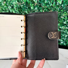 Load image into Gallery viewer, Louis Vuitton Min Lin Monogram Small Ring Agenda