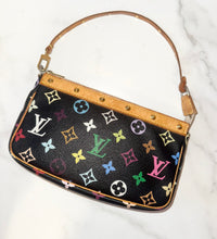 Load image into Gallery viewer, PRELOVED Louis Vuitton Takashi Murakami Pochette Accessories Multicolor Noir
