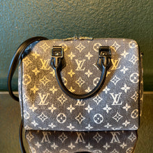 Load image into Gallery viewer, Louis Vuitton Bundle: Monogram Jacquard Denim Speedy 25 Bandouliere and Zippy Wallet