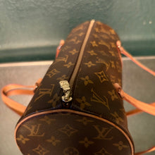 Load image into Gallery viewer, Louis Vuitton Monogram Papillon 30 with Companion Pouch