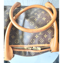 Load image into Gallery viewer, Louis Vuitton Monogram Sac Chien 50 Pet Carrier