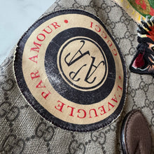 Load image into Gallery viewer, Gucci Supreme GG Canvas Courrier Soft Tote