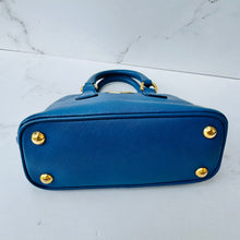 Load image into Gallery viewer, Prada Saffiano Lux Mini Promenade Tote Blue