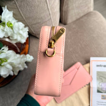 Load image into Gallery viewer, Louis Vuitton Vernis Camera Pouch Rose Ballerine