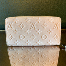 Load image into Gallery viewer, Louis Vuitton Empreinte Zippy Wallet Ivory