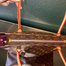 Load image into Gallery viewer, Louis Vuitton Monogram Raspail MM