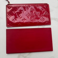 Load image into Gallery viewer, Louis Vuitton Vernis Felicie Pochette