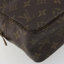 Load image into Gallery viewer, Louis Vuitton Trousse Toiletry 28