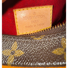 Load image into Gallery viewer, Louis Vuitton Monogram Croissant MM