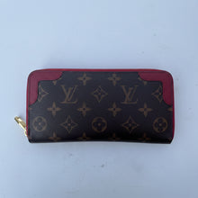 Load image into Gallery viewer, Louis Vuitton Monogram Retiro Zippy Wallet Cherry