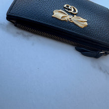 Load image into Gallery viewer, GUCCI Medium Calfskin Wallet