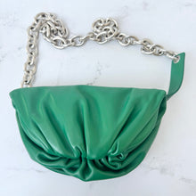 Load image into Gallery viewer, Bottega Veneta Nappa The Belt Chain Pouch Racing Green