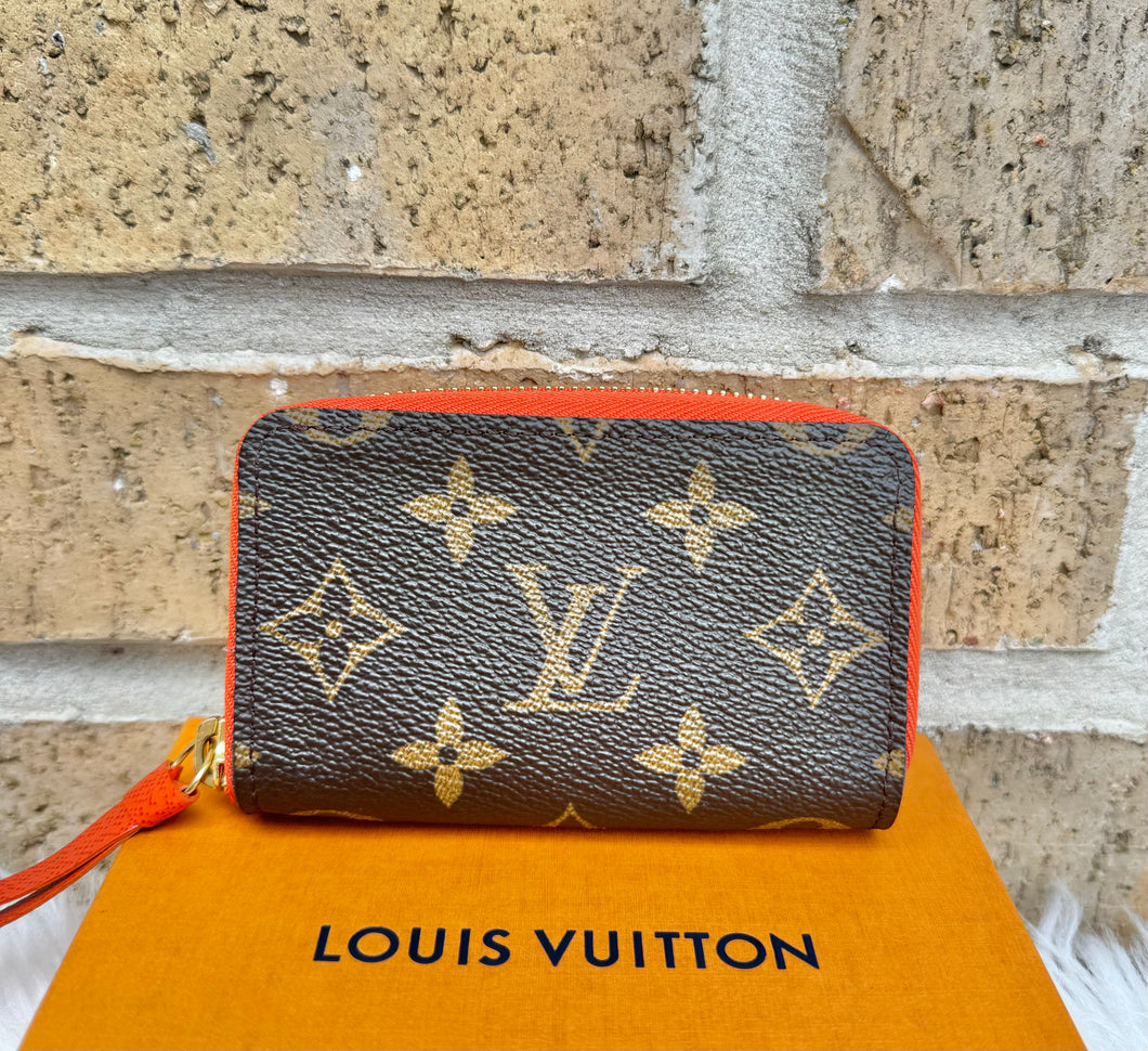 PRELOVED Louis Vuitton Zippy Multicartes Poppy