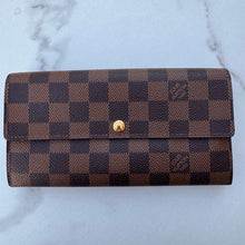 Load image into Gallery viewer, Louis Vuitton Damier Ebene Sarah Wallet