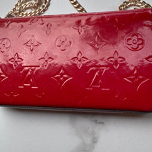 Load image into Gallery viewer, Louis Vuitton Vernis Felicie Pochette