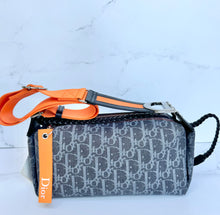 Load image into Gallery viewer, NEW CHRISTIAN DIOR Flight Bag