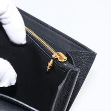 Load image into Gallery viewer, Louis Vuitton Taurillon Embellished Capucines Long Wallet Black