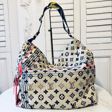 Load image into Gallery viewer, Louis Vuitton Monogram Cheche Bohemian Rouge