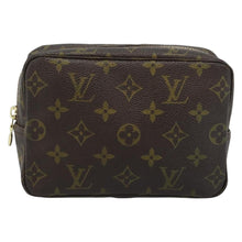 Load image into Gallery viewer, Louis Vuitton Trousse Toiletry 19