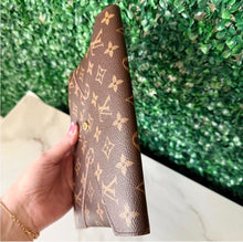 Load image into Gallery viewer, Louis Vuitton Monogram Large Kirigami Pochette
