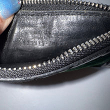 Load image into Gallery viewer, Gucci GG Guccisima Leather Card Holder/ Lanyard