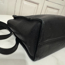 Load image into Gallery viewer, Louis Vuitton Empreinte Monogram Giant Onthego PM Black