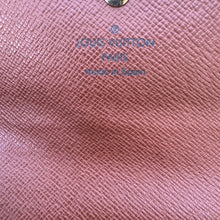 Load image into Gallery viewer, LOUIS VUITTON Monogram Medium Wallet