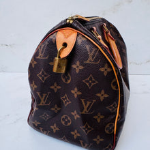 Load image into Gallery viewer, Louis Vuitton Monogram Speedy 30