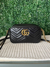 Load image into Gallery viewer, GUCCI GG Marmont Crossbody